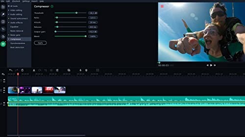 Screenshot of a video editing software showing a skydiving scene.